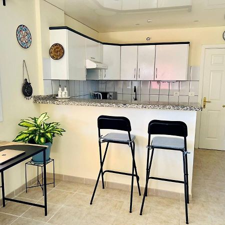 Cozy Beachfront Flat With Pool & Panoramic Sea View Terrace Apartment ปัวร์โตเดซานตีอาโก ภายนอก รูปภาพ